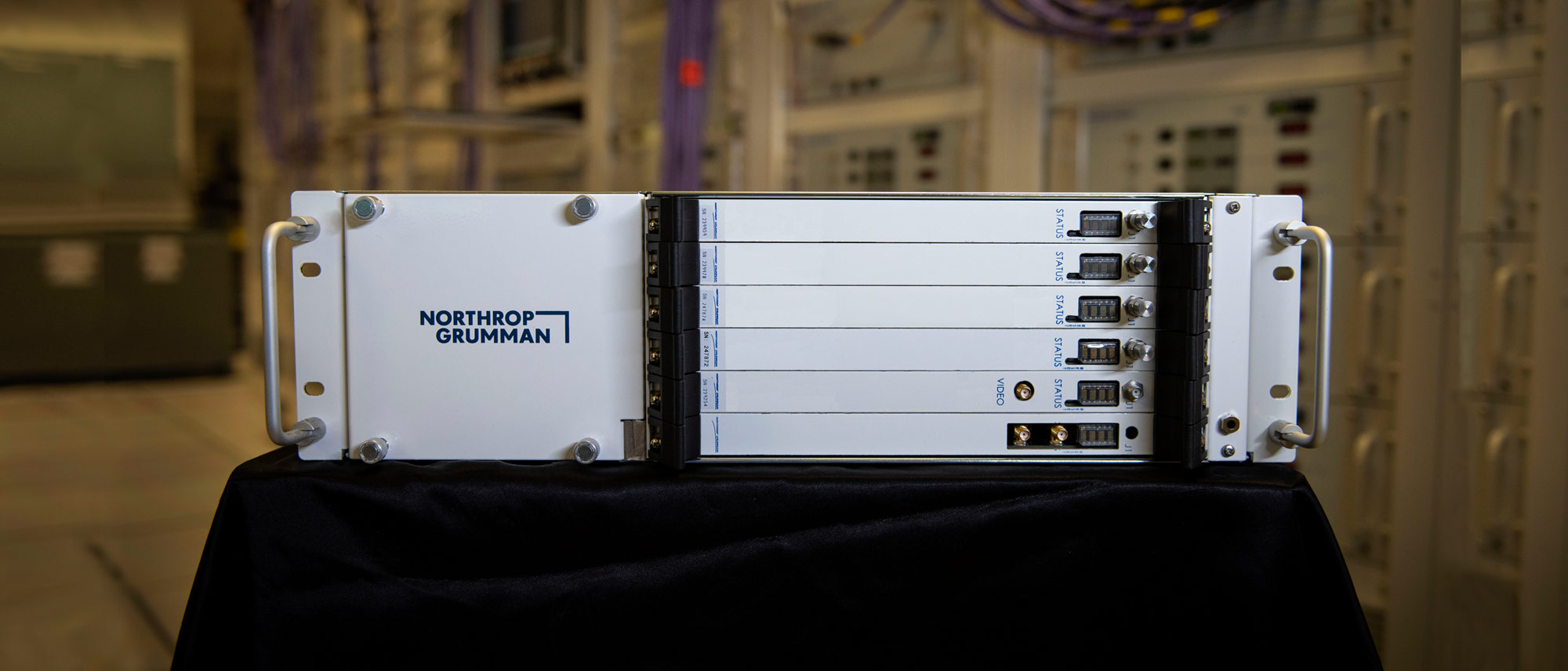 CEESIM unit showcasing advanced radio frequency environment simulation capabilities for true-to-war testing conditions.