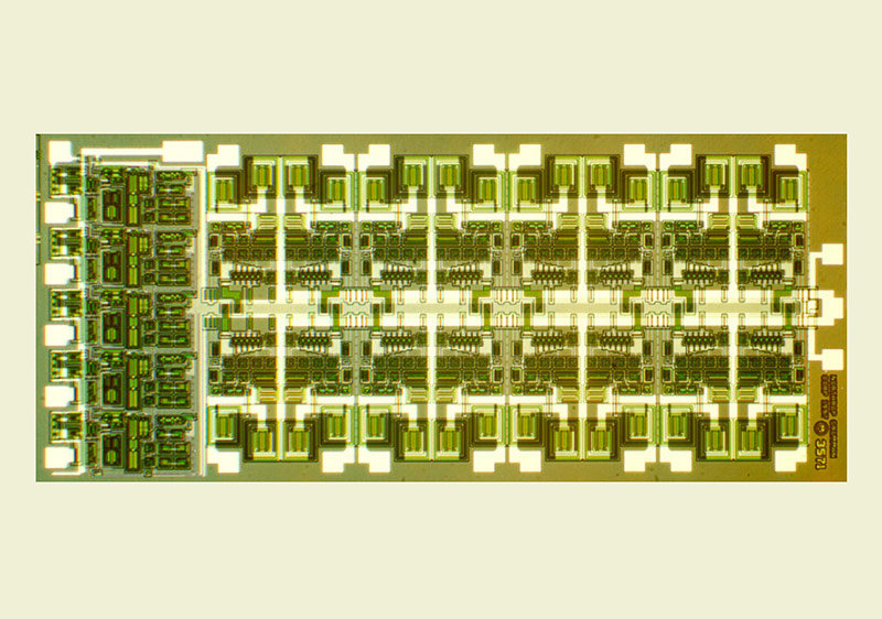 Multiplexer