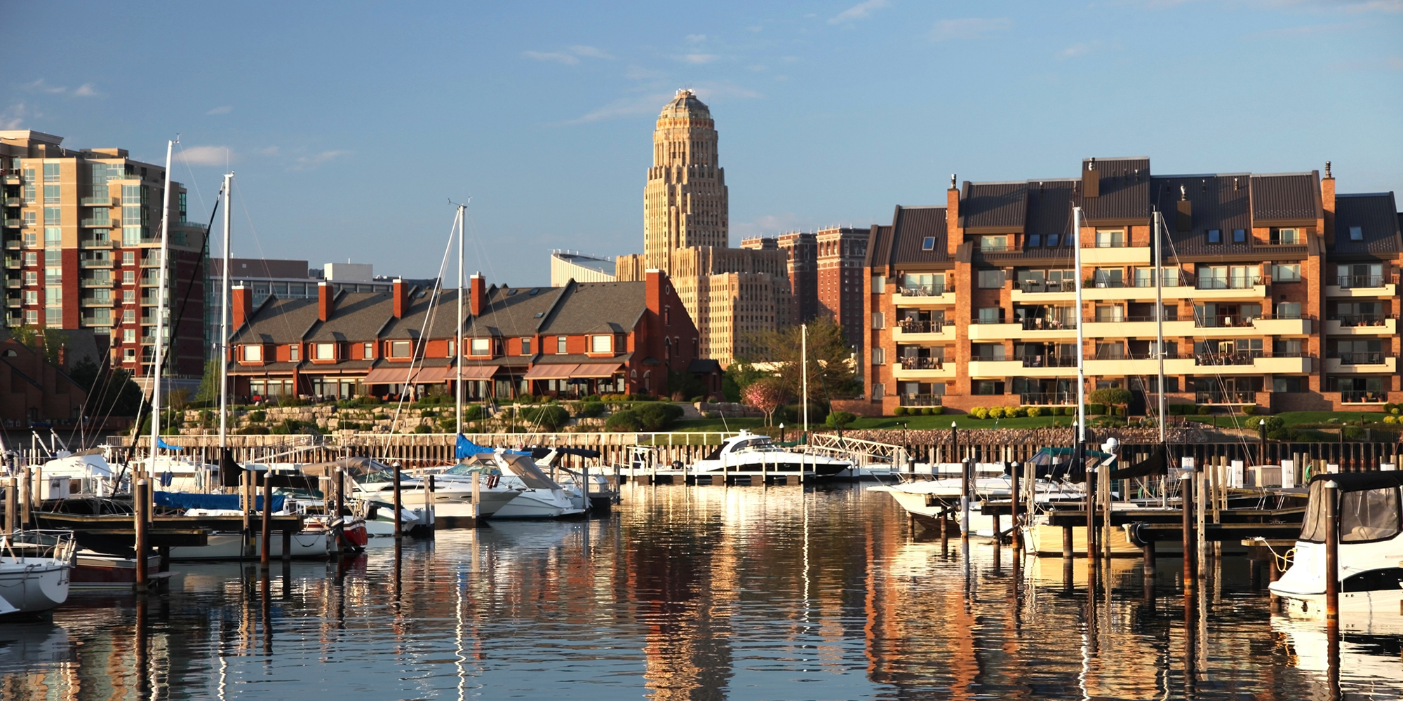 GettyImages-182778920-2000×1000 Amherst